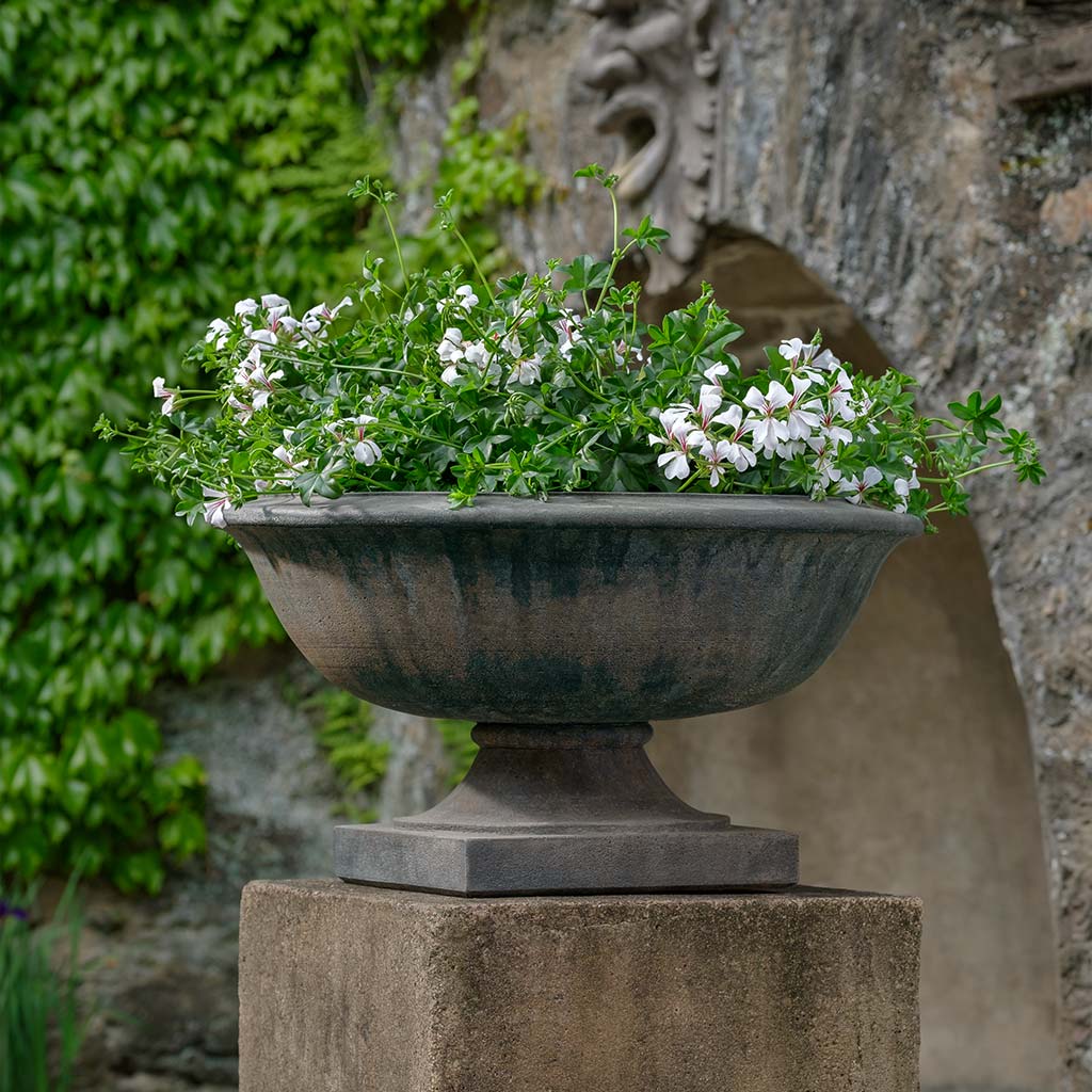 Apsley Urn