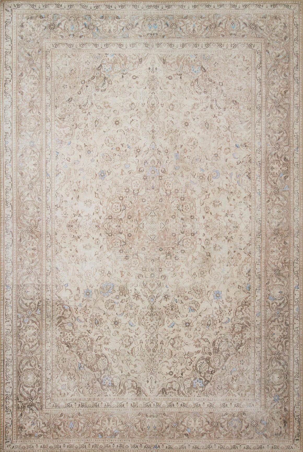 Loloi Loren LQ-03 Area Rug