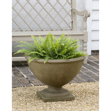 Williamsburg Bassett Hall Urn Planter - Aged Limestone Patina
