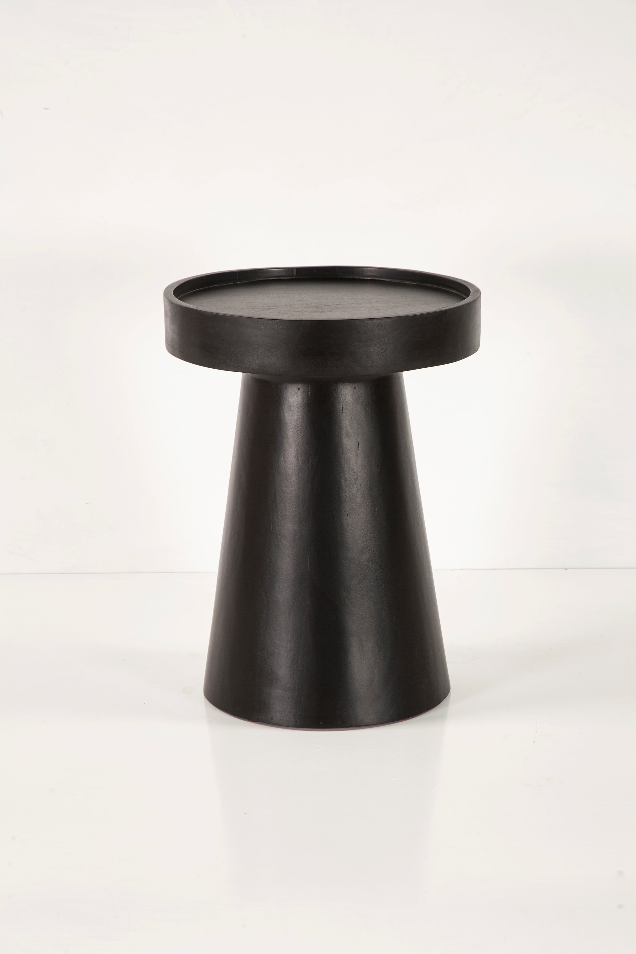Palm Desert Modern Matte Black Side Table