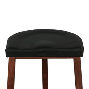 Hampton Counter Stool in Walnut