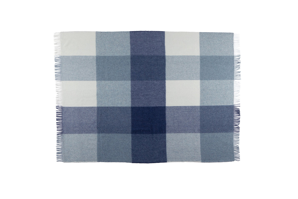 Recycled Wool and Alpaca HATTAVIK White Plaid Throw
