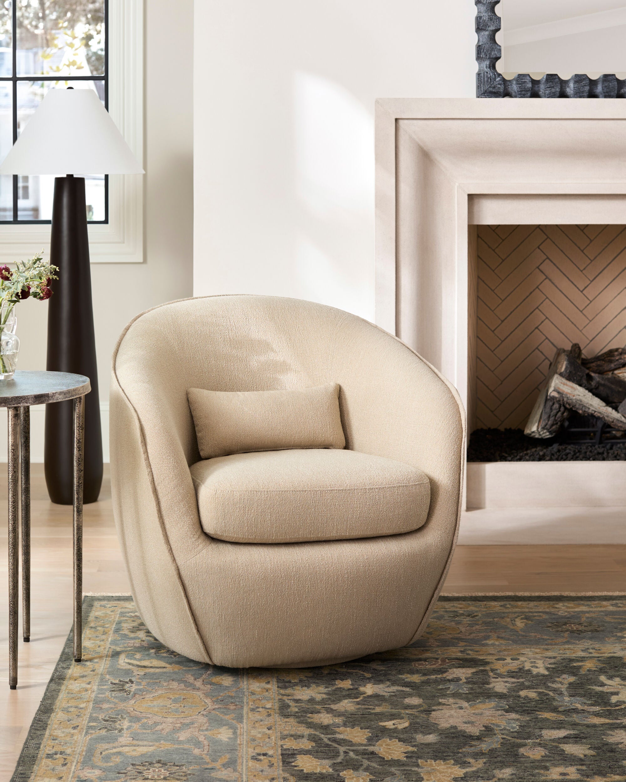 Surya Ariah ARIA-001 Swivel Chair