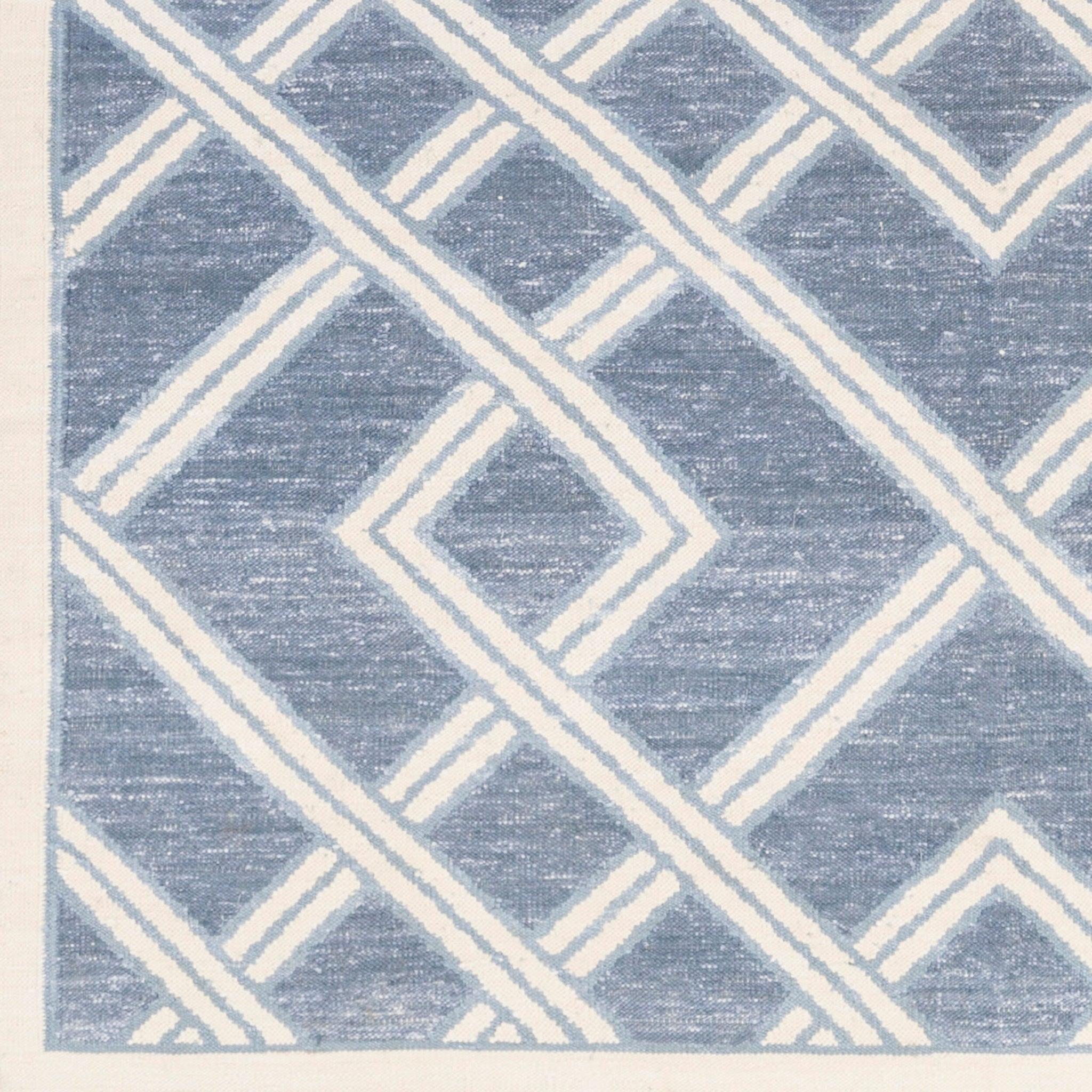 Surya Brighton BTN-4004 Handmade Rug
