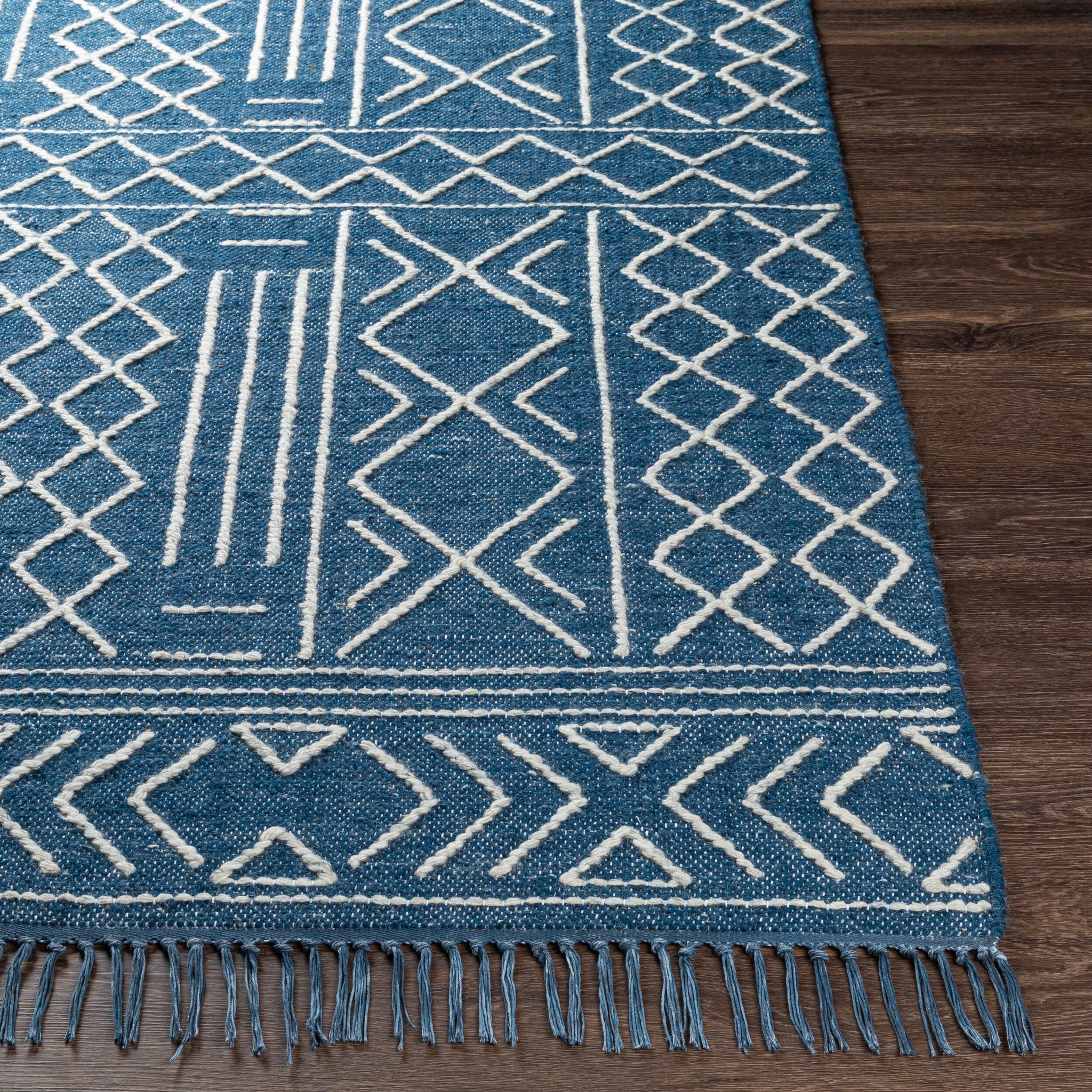 Surya Cheyenne CHY-2306 Handmade Rug