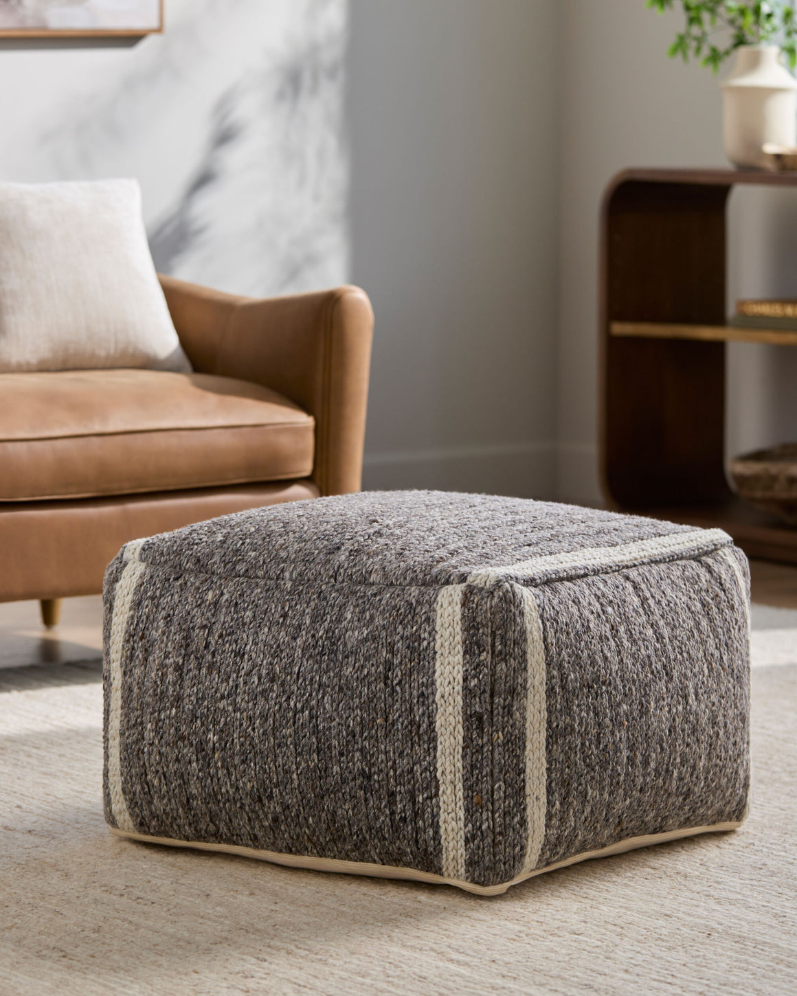 Surya Derby DRPF-004 Pouf