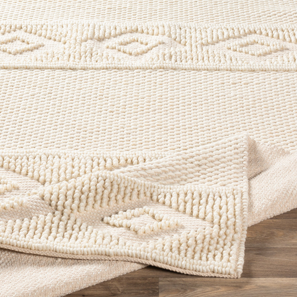 Surya Farmhouse Neutrals FLS-2300 Handmade Rug