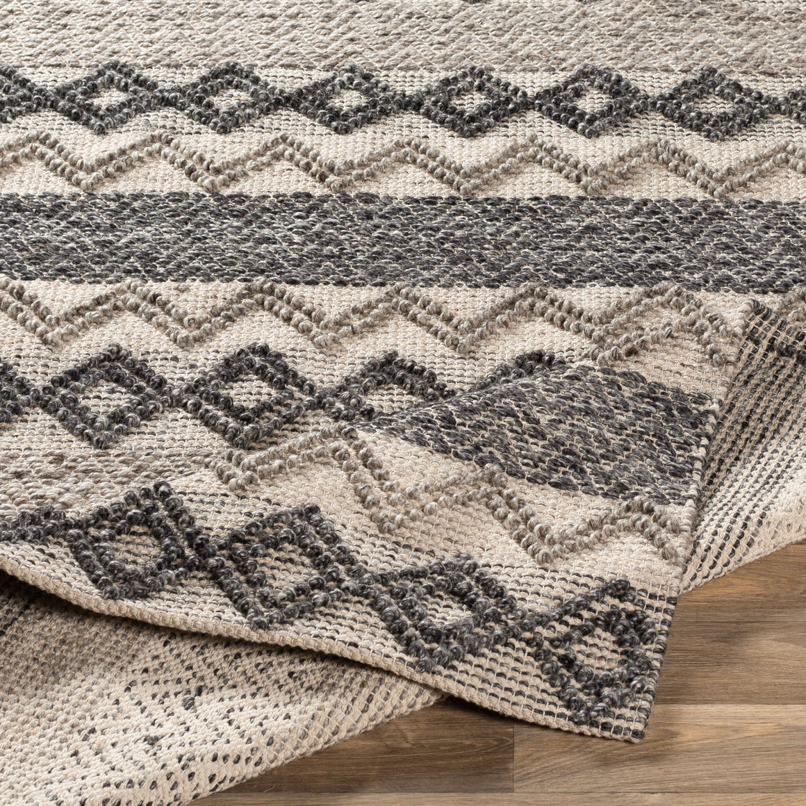 Surya Farmhouse Neutrals FLS-2302 Handmade Rug