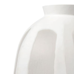 Helsinki Medium Vase, Powder White | Helsinki Collection | Villa & House