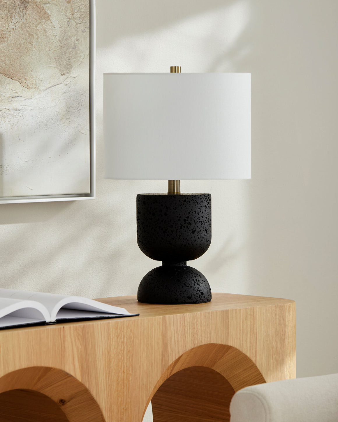 Surya Kavros KVRS-001 Accent Table Lamp