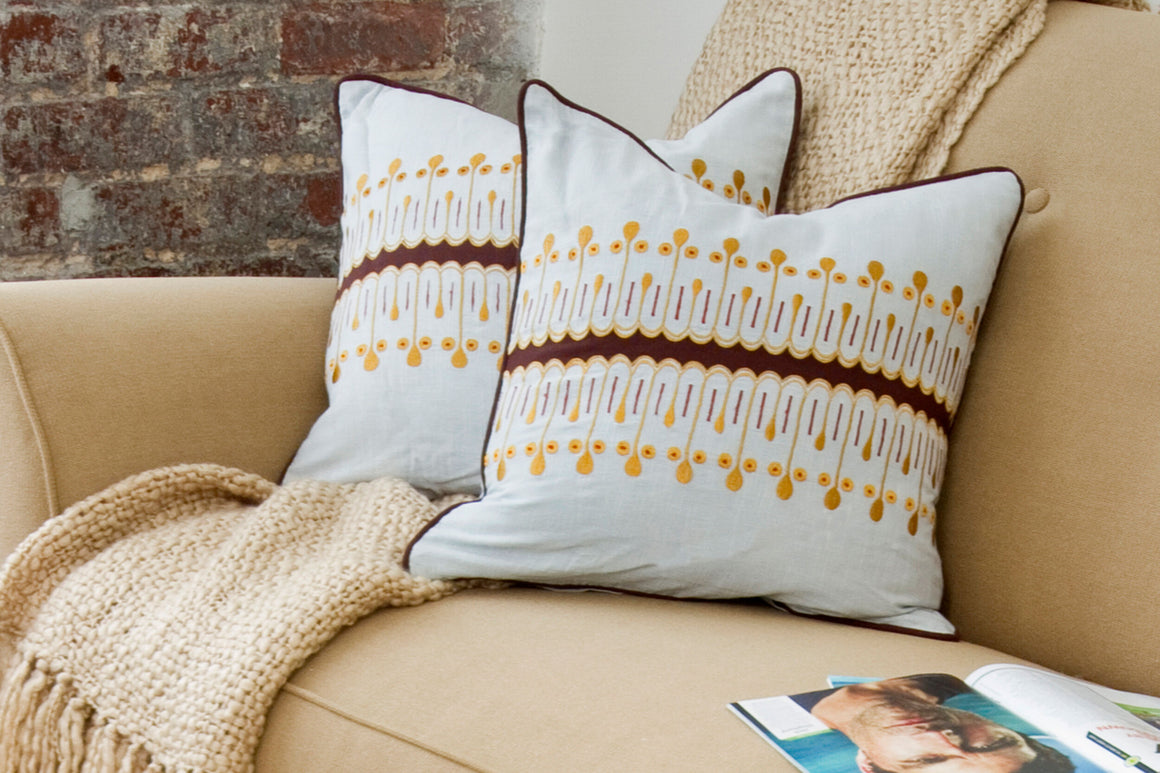 Surya Decorative Pillows SI-2015 Accent Pillow