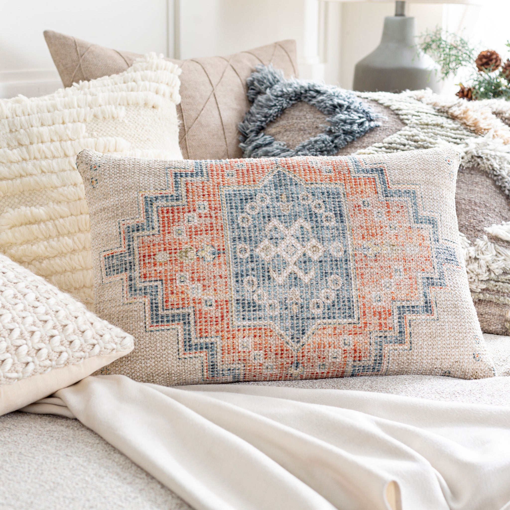 Surya Samsun SMU-005 Lumbar Pillow