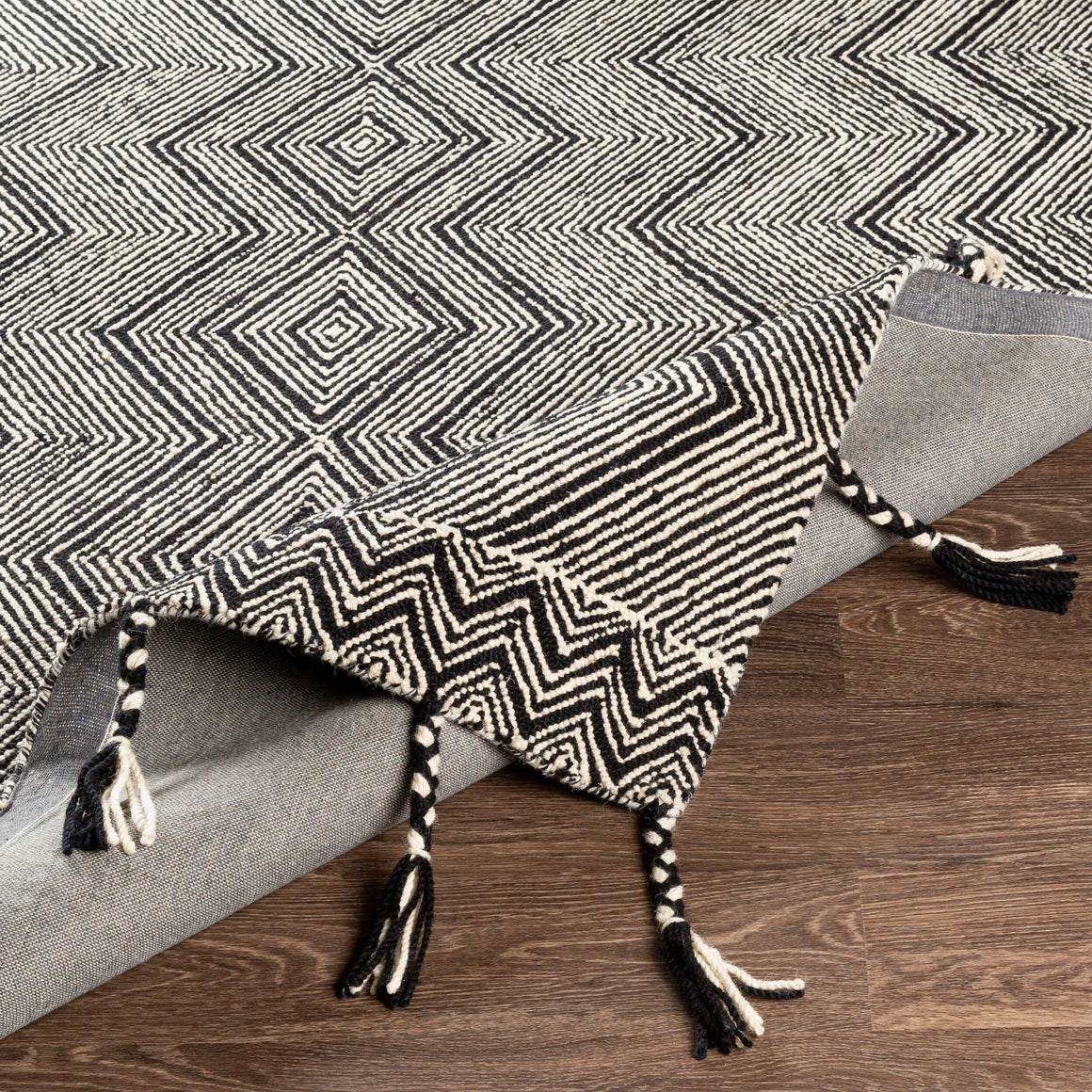 Surya Zanafi Tassels ZTS-2308 Handmade Rug