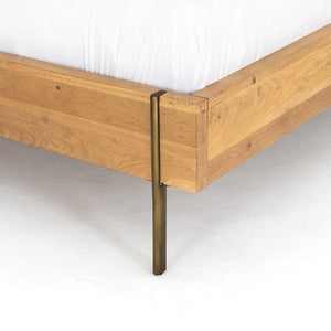 Carlisle Bed-Natural Oak-Queen