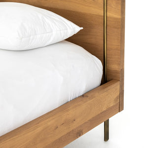 Carlisle Bed-Natural Oak-Queen