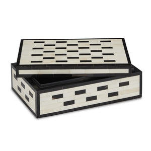 Carmine Box