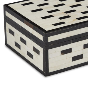 Carmine Box