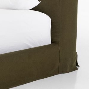 Aidan Slipcover Bed-Brussls Coffee-King