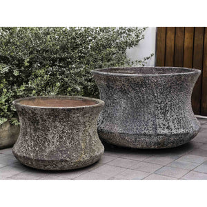 Thira Round Curved Planter in Distressed Brown - Set of 2