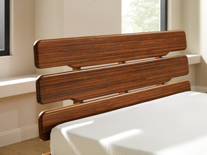 Currant Queen Platform Bed, Amber