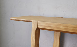 Currant Bookshelf, Caramelized