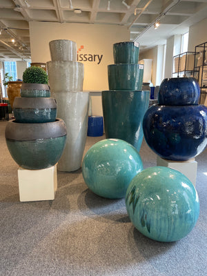 Set of 2 Ceramic Ball Planters – Blue